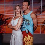Richard Burgi mit Schauspielkollegin in 'One West Waikiki'